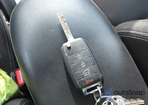 2019 Kia Soul + из США, поврежденный, VIN KNDJP3A53K7674407